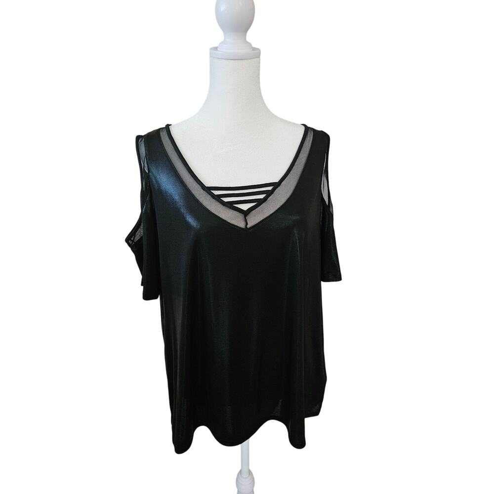 Rock & Republic Black Sheen Cutout Sleeve Top - XL